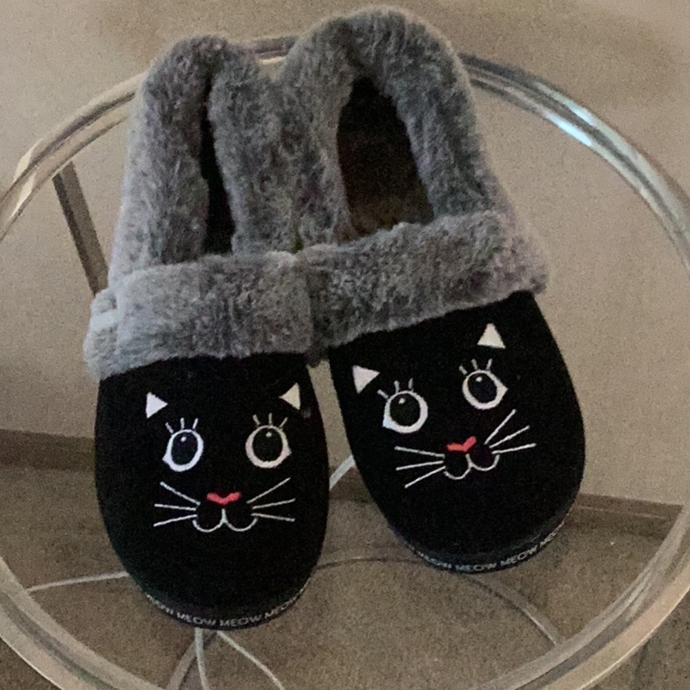 Bobs by Skechers slippers